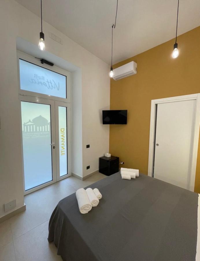 B&B Vittoria Naples Extérieur photo